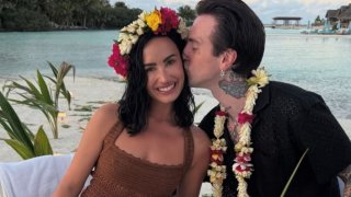 Las imperdibles postales de la luna de miel de Demi Lovato