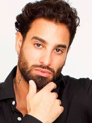 Yoan Curtis lanza teoría sobre el romance de Disley y Luis Jiménez