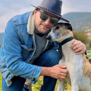 La emotiva despedida de Daniel Fuenzalida a su perrito Sebastián