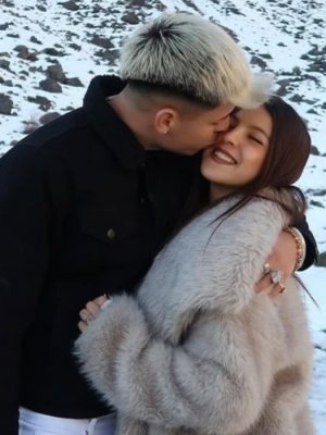 Ignacia Antonia y AK4.20 revelaron el género de la guagüita que esperan