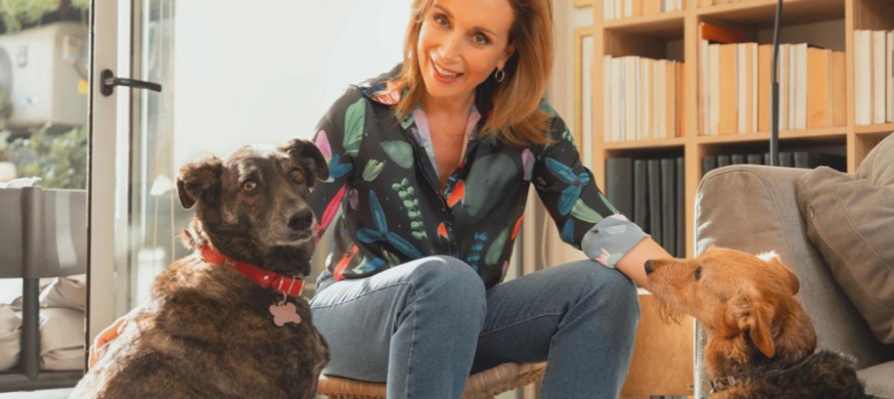 De Karen Doggenweiler a María Luisa Godoy: Famosos chilenos celebran el Día Mundial del Perro con tiernas fotos y mensajes