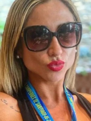 Nicole Moreno recibe reconocimiento en el Congreso por su desempeño deportivo
