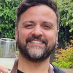Un nuevo rol protagónico: La carrera de Ignacio Achurra que lo podría llevar de Mega a la Cámara de Diputados
