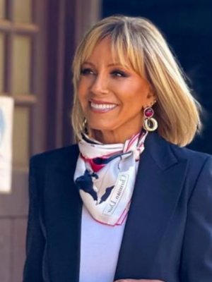 Raquel Argandoña enfrenta costoso robo en vuelo de regreso a Chile