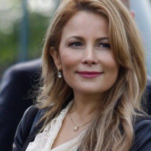 Las jugosas ganancias de Cathy Barriga en redes sociales mientras cumple arresto domiciliario