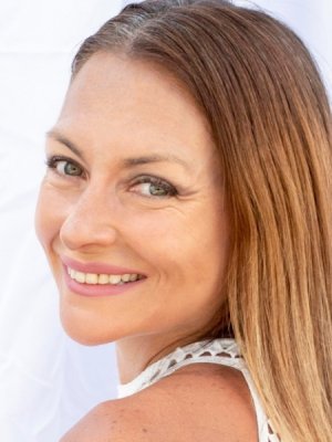 Paula Pavic le regaló un Tesla a su hija y envió dardo a Marcelo Ríos: 