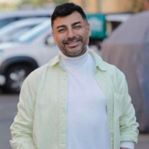 Aseguran que Andrés Caniulef vuelve a la TV como animador de programa farandulero