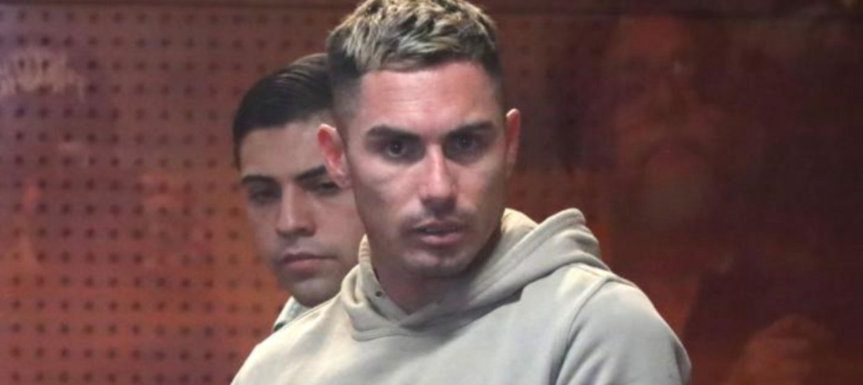 Ropa por el balcón y 