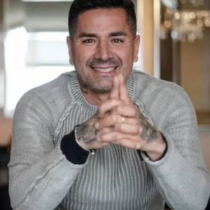 Ex de Kike Acuña acusa al exfutbolista de no pago de pensión alimenticia