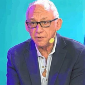 Mauricio Israel evalúa acciones tras declaraciones de su ex pareja en Primer Plano