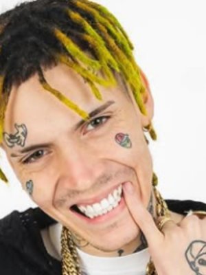 Aseguran que Marcianeke estaría pololeando con actriz de contenido para adultos