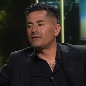 Kike Acuña insiste que no debe pensión alimenticia de sus hijos