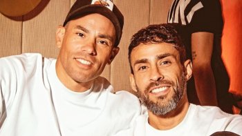 Daniela Aránguiz defiende a Claudio Valdivia tras llanto en FDB: 