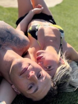 Pololo sorprendió a Coté López con un tatuaje cumpleañero