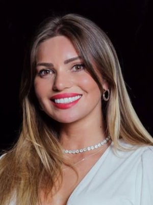 Faloon Larraguibel vuelve a la clínica y explica el complejo problema de salud que la afecta: 