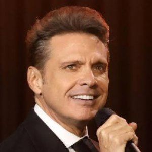 ¡El sol de méxico está en Chile! Luis Miguel es capturado en Vitacura