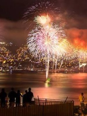 ¡Feliz año nuevo! Así celebraron la llegada del 2026 algunos famosos