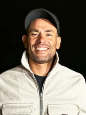 Claudio Valdivia anunció la muerte de familiar y dedico baile a su madre: 