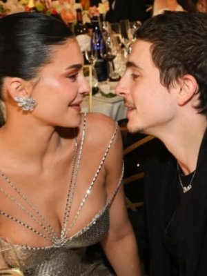 Kylie Jenner y Timothée Chalamet dan (otra vez) rienda suelta a su amor en los Golden Globes 2026