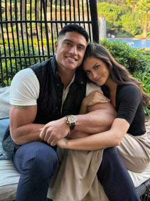 No solo es Mía: Emilia Dides y Sammis Reyes sorprenden al presentar a una nueva integrante de su familia