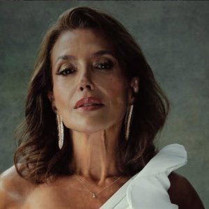 Televidentes cuestionan coanimación de Carolina Arregui en Viña 2026