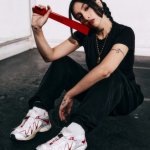 Salomon XT-Whisper presenta: creatividad, música y expresión personal con Aura Bae y Heartgaze