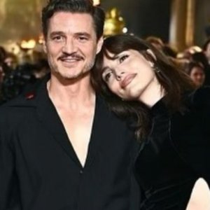 Pedro Pascal recibió cariñoso saludo de su hermana por sus 51 años