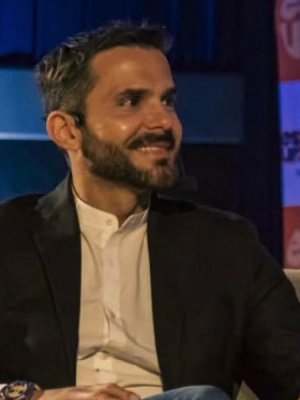 Álvaro Ballero revela complejo cuadro de salud de su hijo menor y agradece atención en hospital público