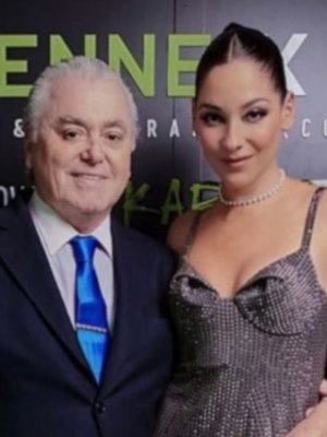 Kel Calderón reaccionó al nuevo romance de su padre