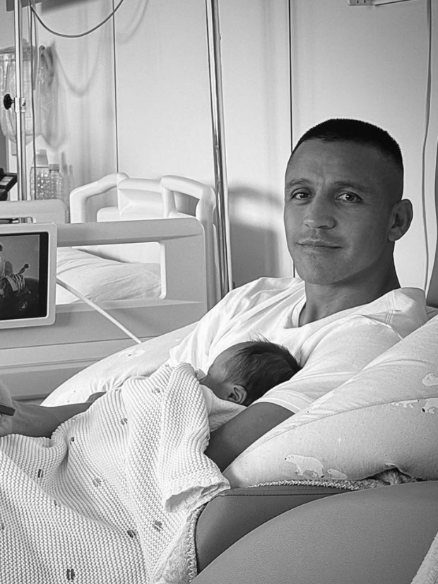 ¡Qué ternura! Hija de Alexis Sánchez recibió hermoso regalo