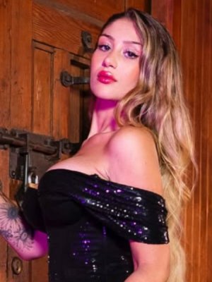 Trini Neira se defiende de las críticas: "Empiecen a tomarle el peso a sus palabras"