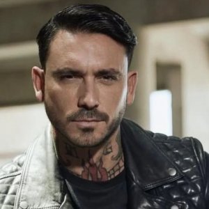 Mauricio Pinilla anuncia acciones legales por rumor de nuevo romance