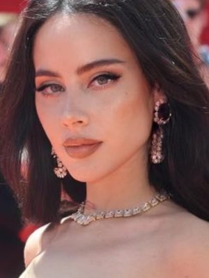 ¡Brilló! Ignacia Michelson desfiló en el Festival de Cannes 2026