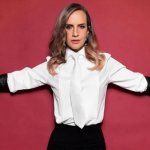 Diana Bolocco incursiona en la música con los Power Peralta