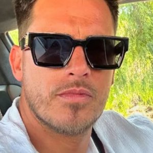 Camilo Huerta sale de 