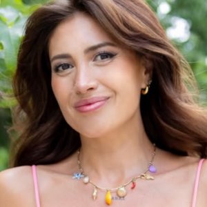 Karen Paola despidió a miembro de su familia: 