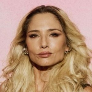 La emotiva carta de Mane Swett por cumpleaños de su hijo: “Poder hablarnos, sin hablar”