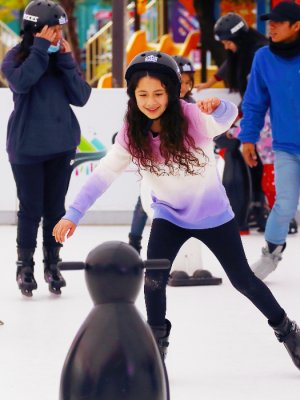Vacaciones de invierno en Quilicura: Pista de hielo gratis para toda la familia