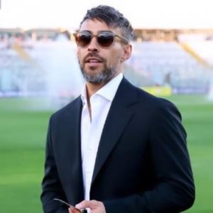 Jorge Valdivia se defendió por haberle pedido anillos a Daniela Aránguiz: 