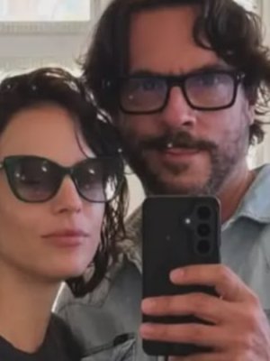 Mauricio Jürgensen y Luciana Echeverría derrochan amor en la pantalla