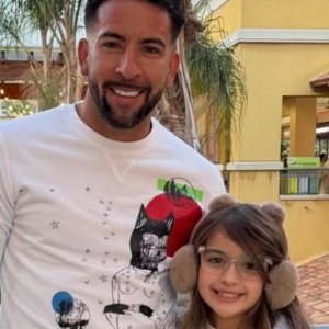 Mauricio Isla se despidió de su hija que partió de Chile: 