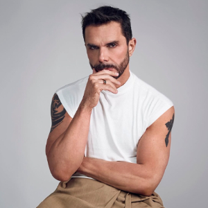 Álvaro Ballero sorprendió con romántica declaración y luego borró el mensaje