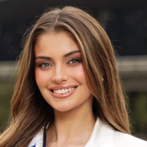 Ignacia Fernández viajó a Vietnam para representar a Chile en el Miss Mundo 2026