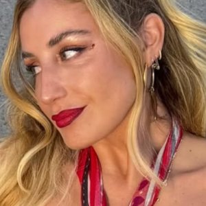 ¡De paseo y de la mano! Filtran imágenes de Dani Castro con el influencer Diego Valdivieso