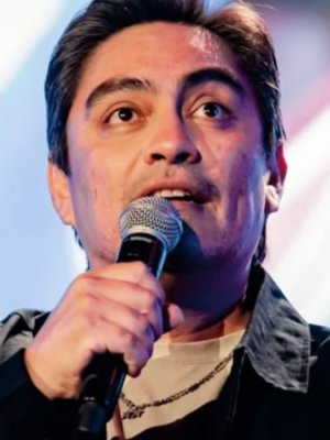Sergio Freire lamenta la muerte de "la abuelita del Club de la Comedia"