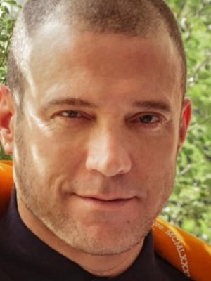 Aseguran que Julián Elfenbein fue internado en centro de salud