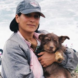 El bonito amor de la cineasta Paz Ramírez por su perrita Marta