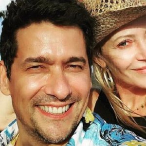 Filtran millonario pago que habrían recibido Rafael Araneda y Marcela Vacarezza por campaña