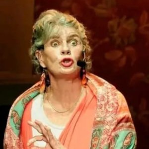 De Prime Video al teatro: Consuelo Holzapfel vive intensa etapa artística