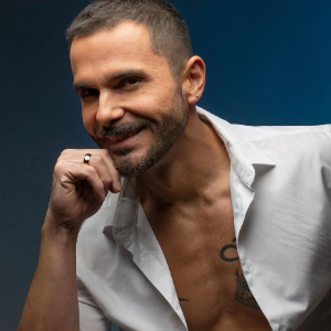 Álvaro Ballero celebró el 18 con romántico registro bailando cueca junto a Valentina Schnitzer